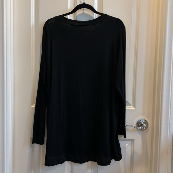 Plus Size Women Clothing - Picture 3 of 5